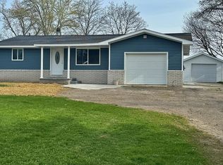 469 Sand Rd, Port Austin, MI 48467