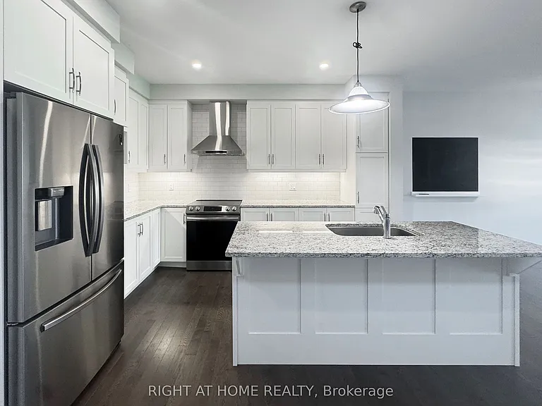 312 Wigwas St — Photo 7
