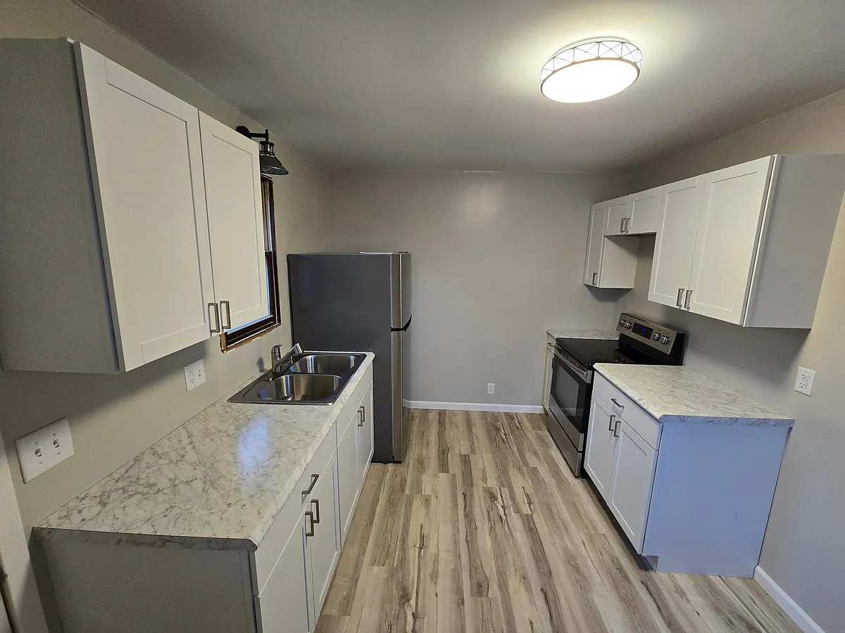 Kitchen, all appliances included - 328 E Highland Ave #A