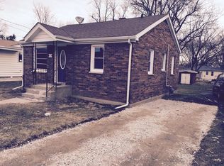 725 Gillette Ave, Aurora, IL 60506