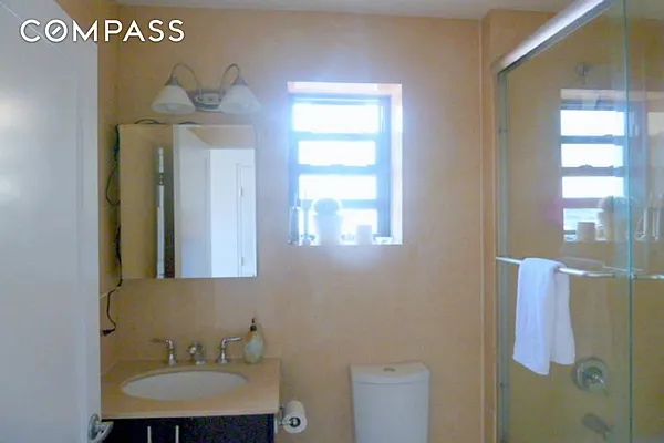 Rented by Compass | media 46