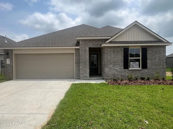 107 Pine Peak Dr, Lafayette, LA 70506