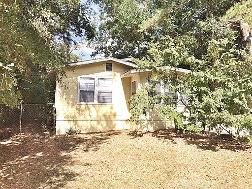 1st image of 1518 Lake Ave