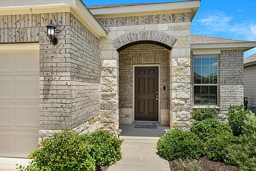216 The Duke Dr Photo 1