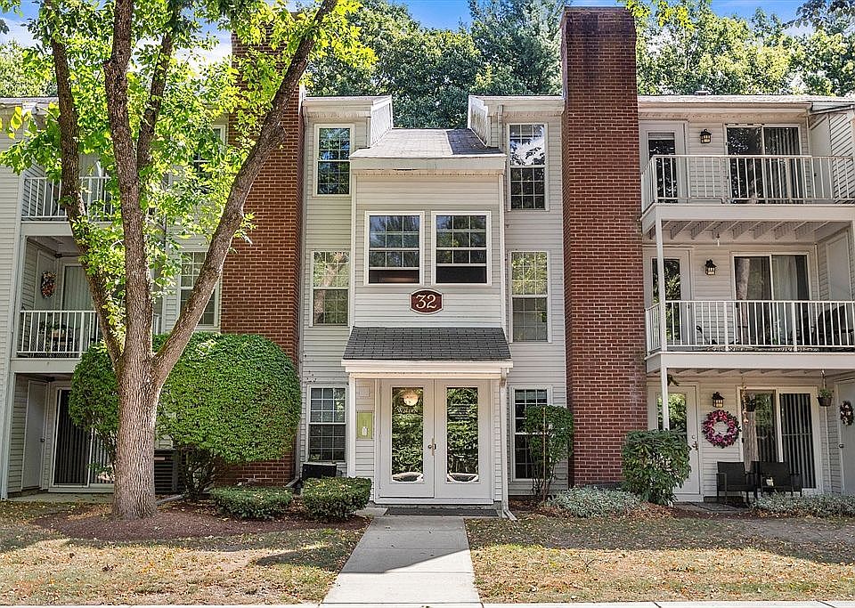 1st image of 34 Walden Dr APT 3