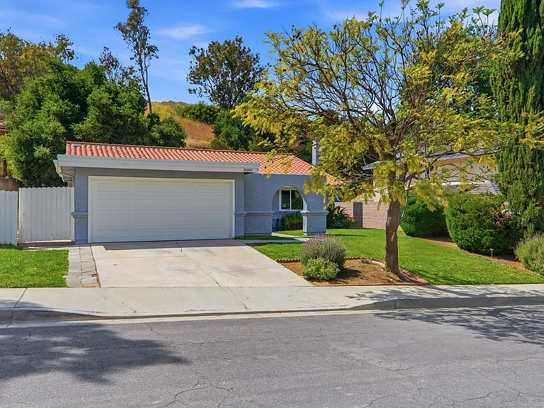 30845 Catarina Dr — Photo 2