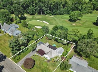 360 Oxford Rd, New Rochelle, NY 10804