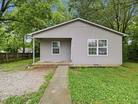 725 Mill St, Manchester, TN 37355