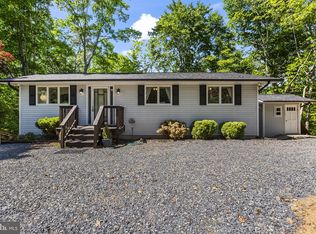 285 Red Cloud Rd, Lusby, MD 20657