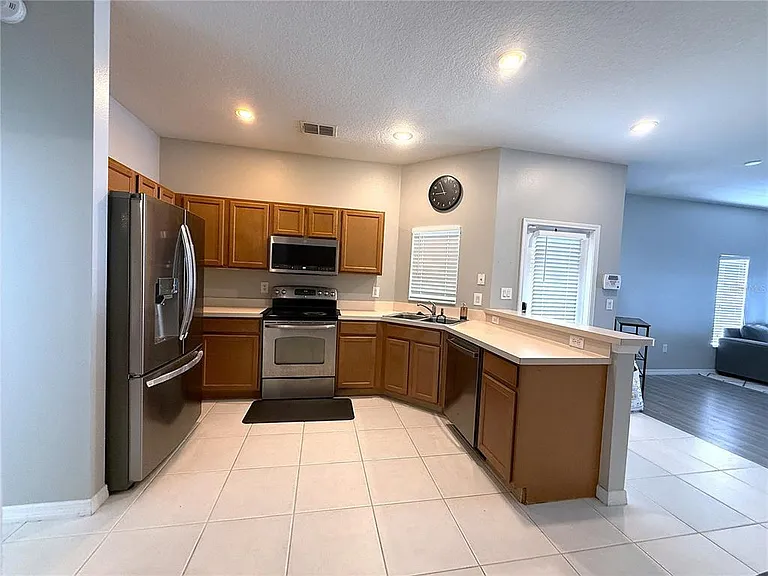 31203 Flannery Ct — Photo 6