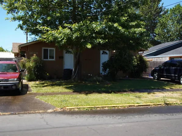 1688-1692 NW Division St, Corvallis, OR 97330