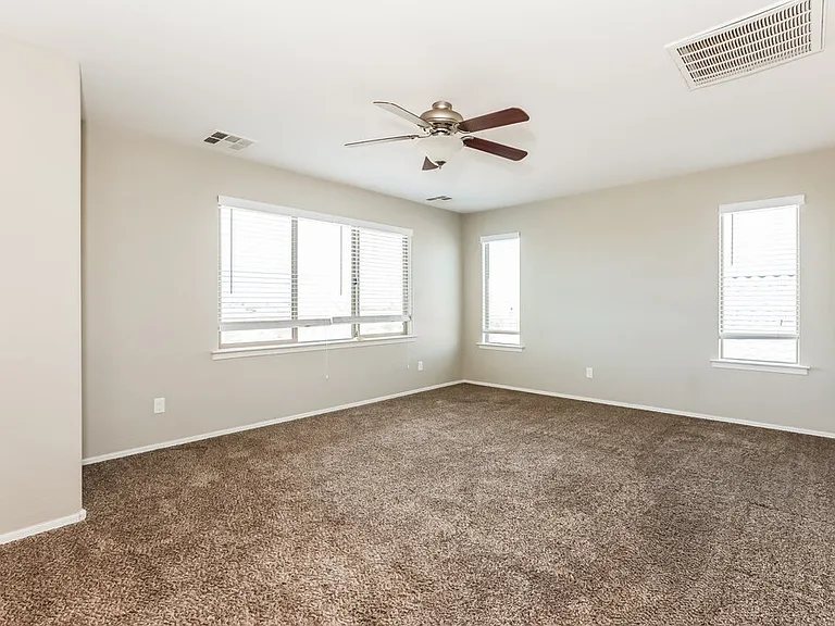 4056 E Alamo St — Photo 12