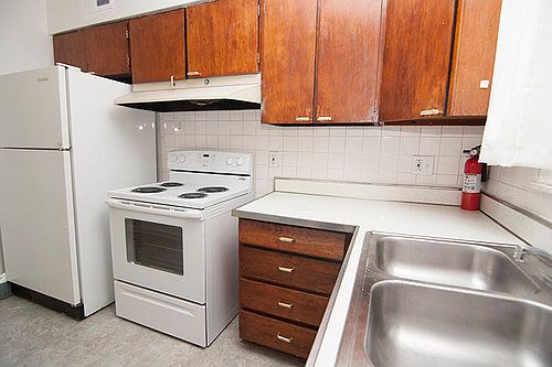 5th image of 10813 Tesshire Dr