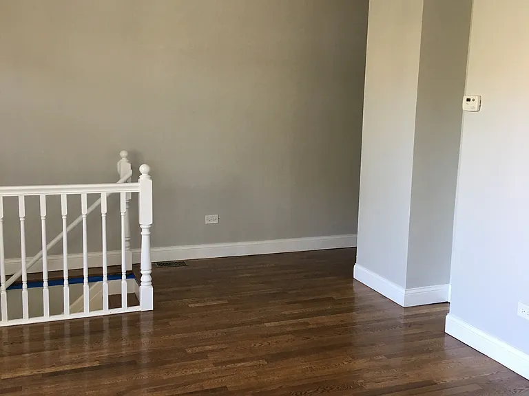 1227 N Bosworth Ave — Photo 6