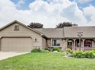 1917 Stoners Mill Dr, Huntertown, IN 46748