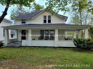 97 Main Rd N, Hampden, ME 04444