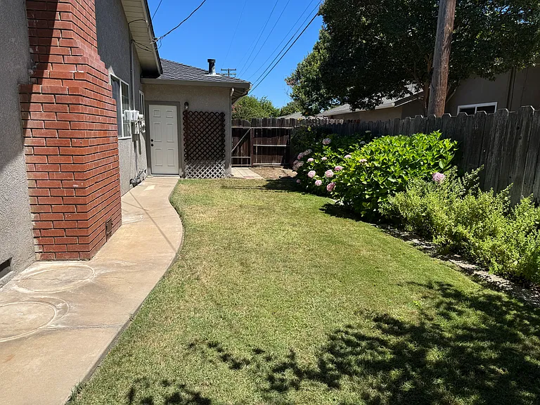 357 Birchwood Ct — Photo 48