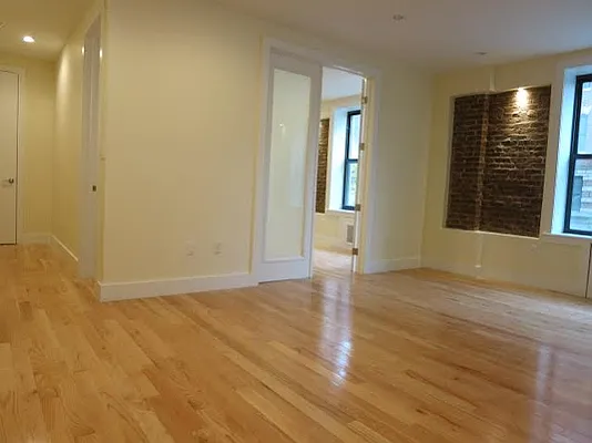 Rented by Mason Group LLC | media 28