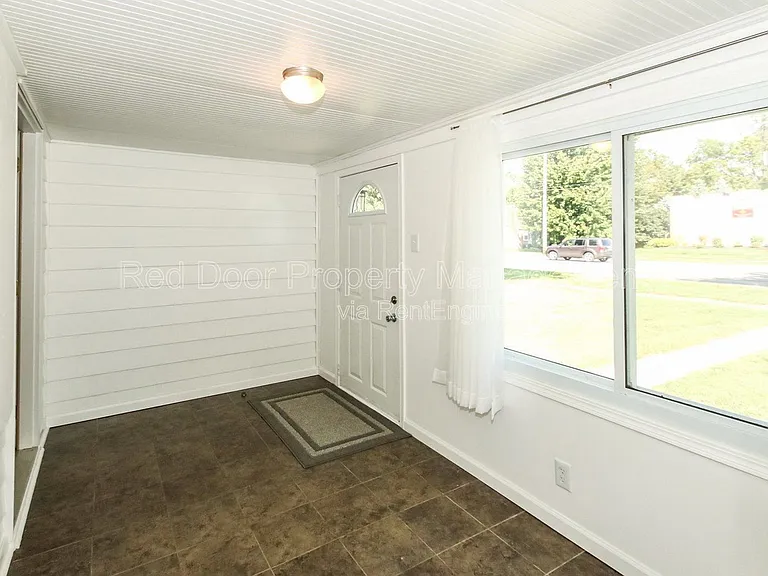 1723 Broad Ripple Ave — Photo 4