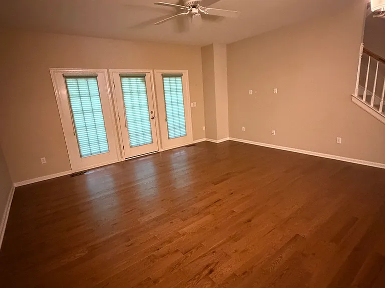 1921 Limestone Dr — Photo 6