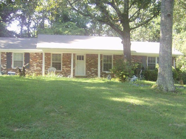 2nd image of 3529 Meadow Ln
