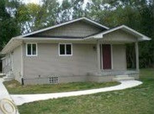 2556 Longview Ave, Rochester Hills, MI 48307