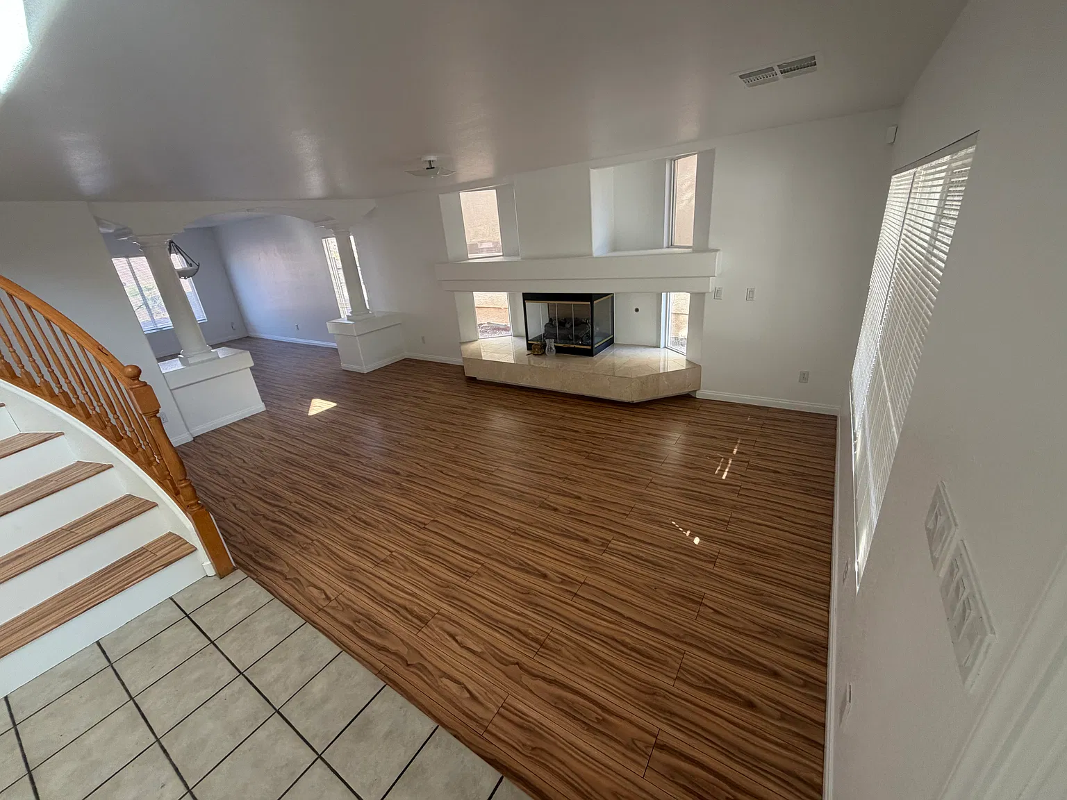 6 bed, 3297 sqft, $2,450 — Photo 3