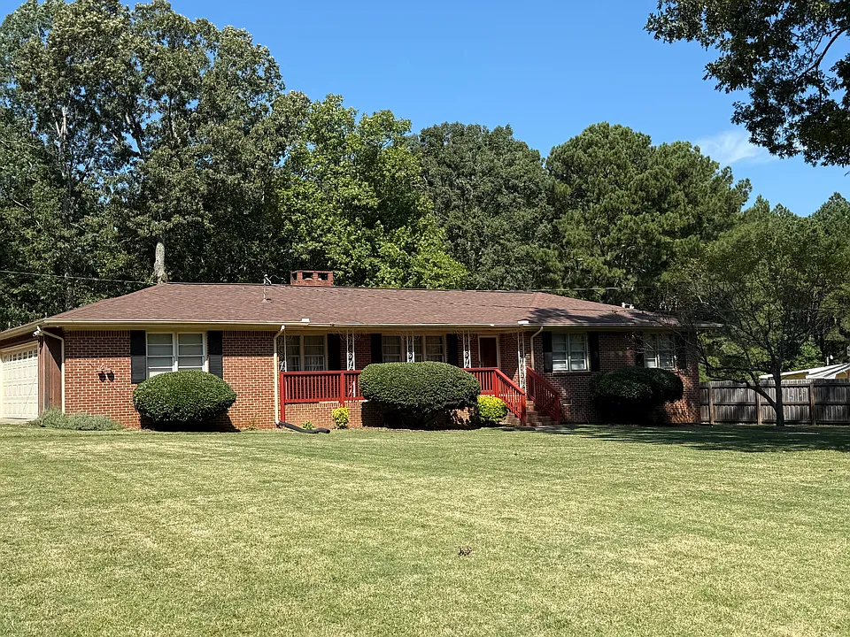 110 Otelia Ln
