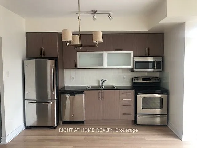 28 Ted Rogers Way #2505 — Photo 21