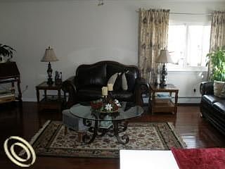 3rd image of 33910 Orangelawn St