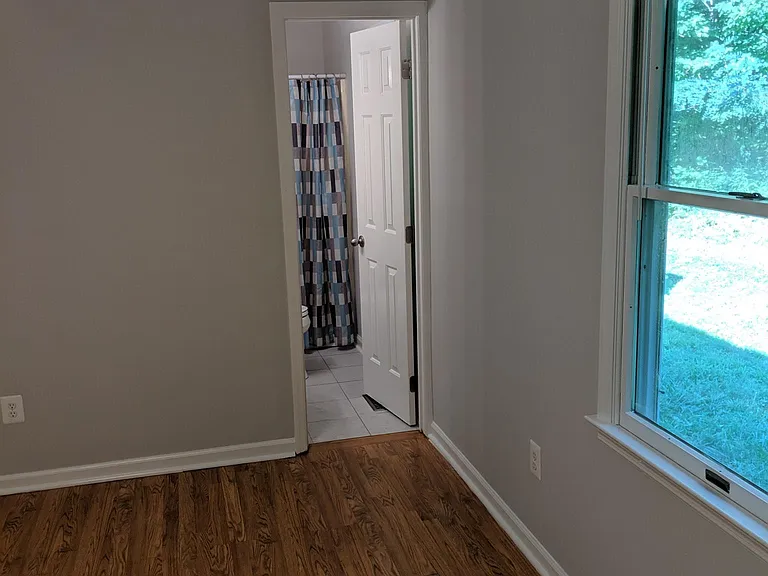 270 Parkside Rd — Photo 18