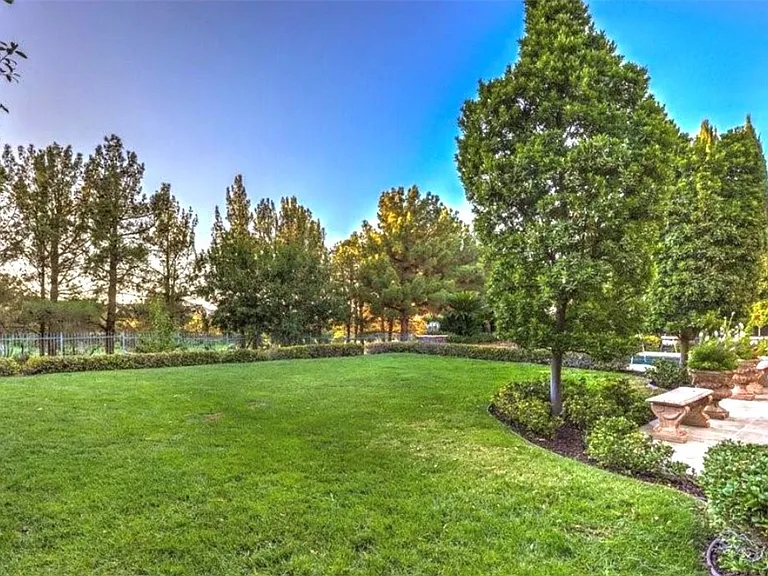 11857 Oakland Hills Dr — Photo 12