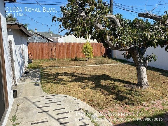 3rd image of 21024 Royal Blvd