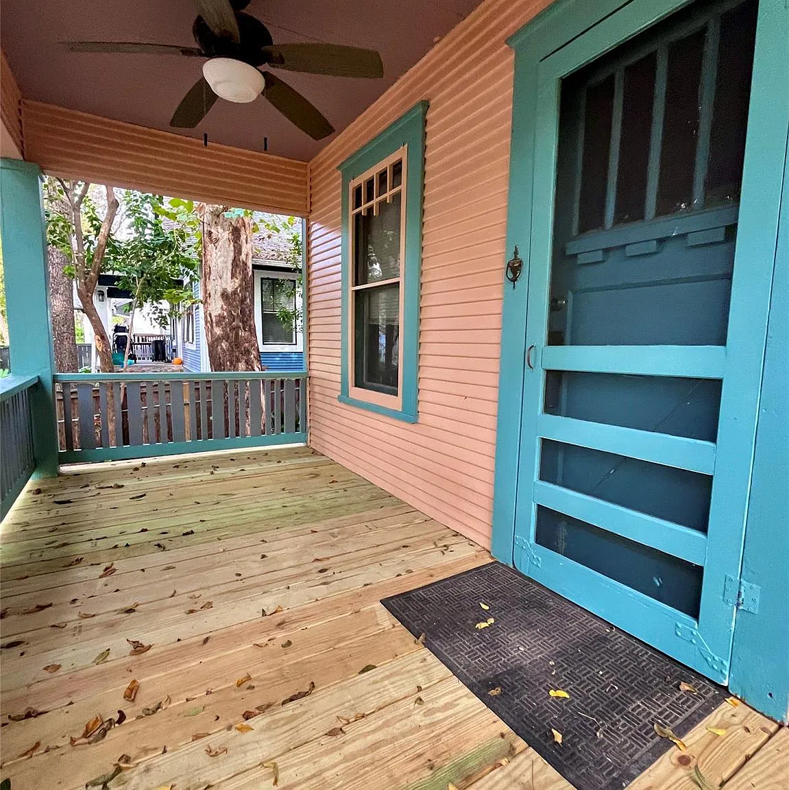 2 bed, 1.0 bath, 804 sqft, $2,195 — Photo 3