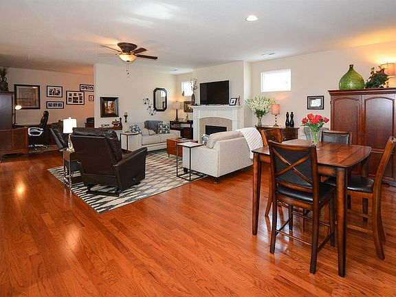 5th image of 1622 Oak Grove Ln