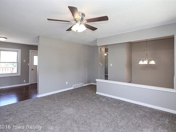3rd image of 1518 W Clinton Ave