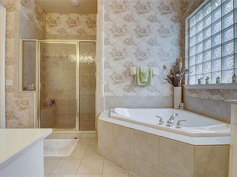 10508 Canyon Vista Way — Photo 16