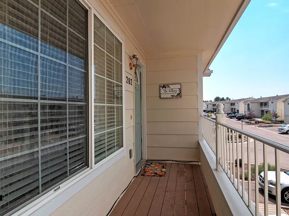 4806 Rusty Nail Point #202