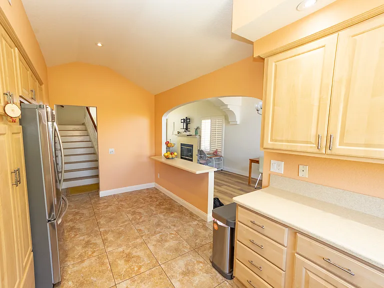 1559 Madrid Dr — Photo 6
