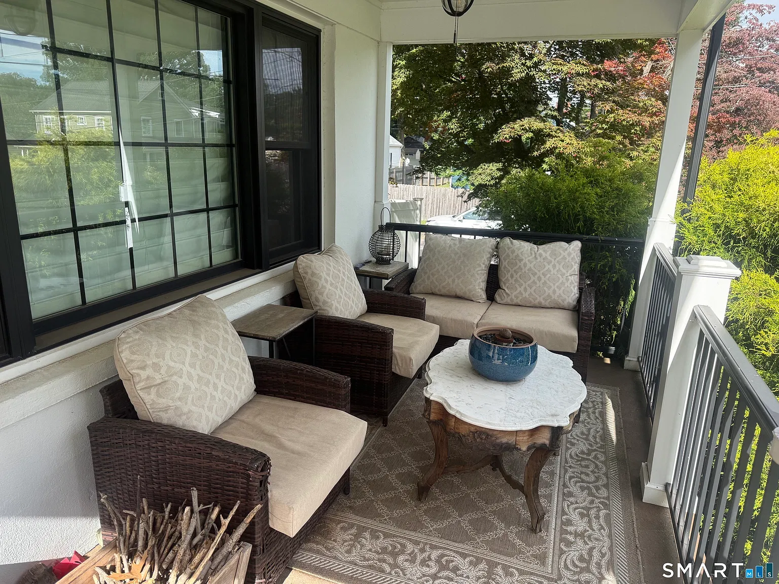 3 bed, 2.0 bath, 2100 sqft, $4,800 — Photo 3