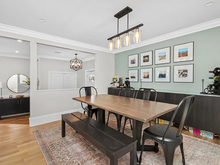 322 Bunker Hill St #B — Photo 9