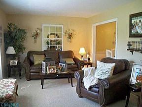 4th image of 1762 Evergreen Ct