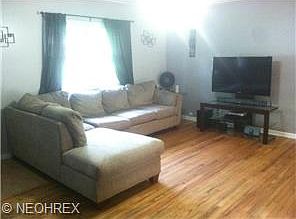 3rd image of 1500 Hilton Dr