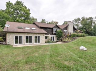9808 304th Ave, Burlington, WI 53105