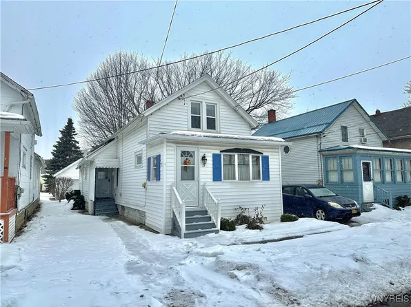 17 N Gazelle St, Dunkirk, NY 14048