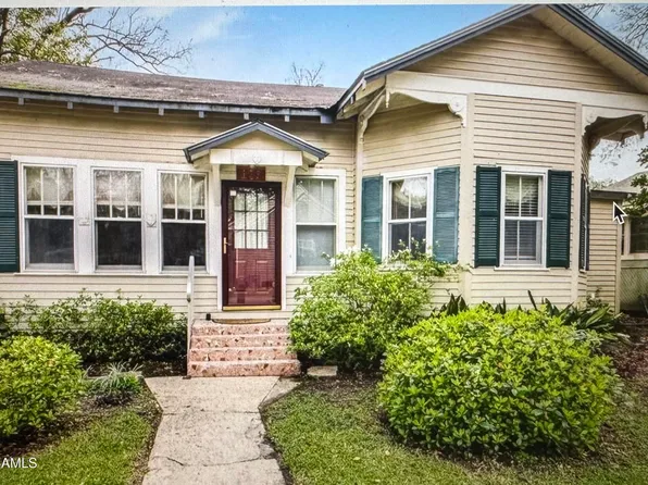 129 W Tennis St, Opelousas, LA 70570