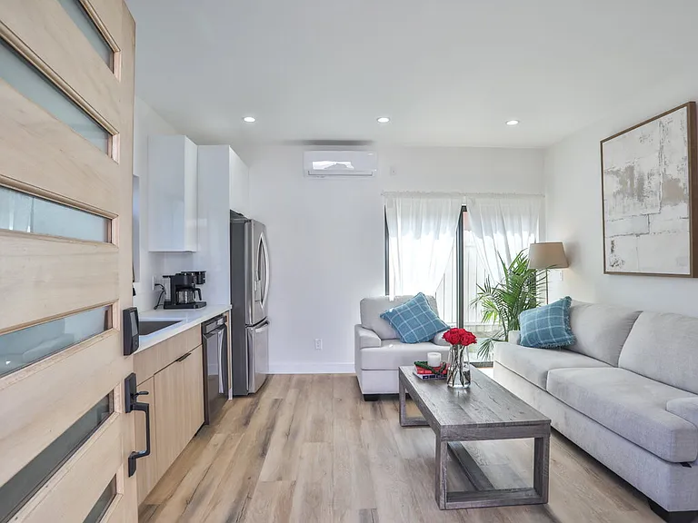 111 E 67th Way #A — Photo 2