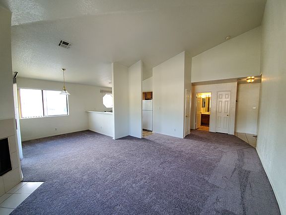 2nd image of 5034 S Rainbow Blvd