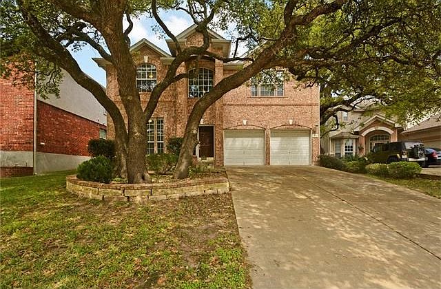 1st image of 3984 Lord Byron Cir