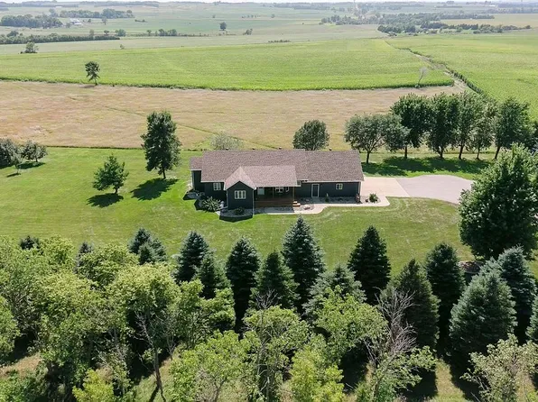 48303 256th St, Garretson, SD 57030